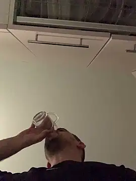 Maxpeins online show from 02.28.26