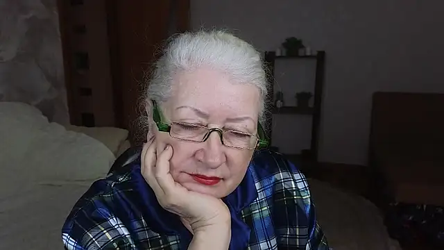 Maya Mayflower online show from 03.20.25