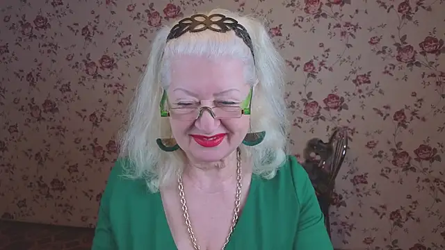 Maya Mayflower online show from 01.16.26