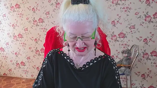 Maya Mayflower online show from 04.11.26