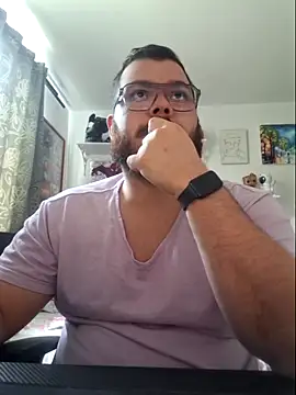 Snapshot of Edmund98 chatting on 02.14.26 Edmund98 online show from 02.14.26