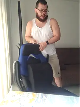 Snapshot of Edmund98 chatting on 02.20.26 Edmund98 online show from 02.20.26