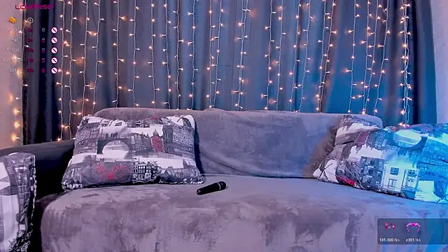 Ashley Nicks online show from 02.02.26