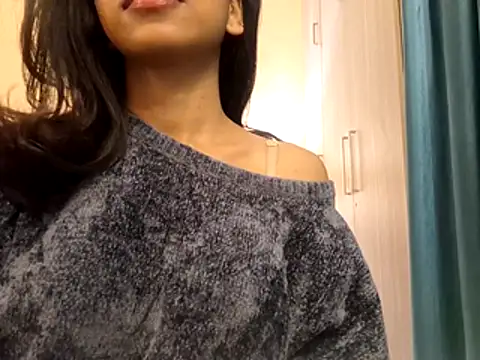 Queen Ayeshaa online show from 12.01.25