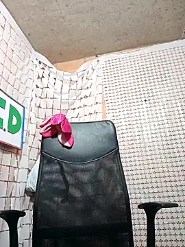 isis milove online show from 04.08.26