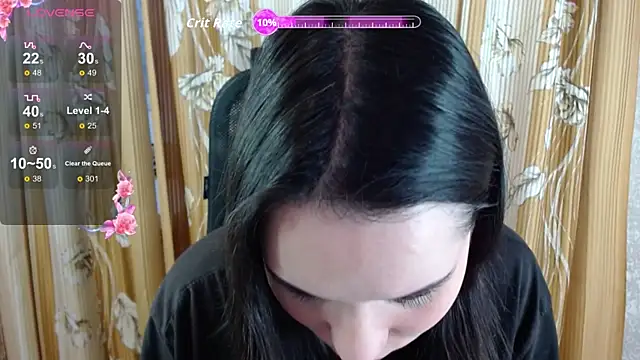 Snapshot of KateForLove chatting on 10.21.25 KateForLove online show from 10.21.25