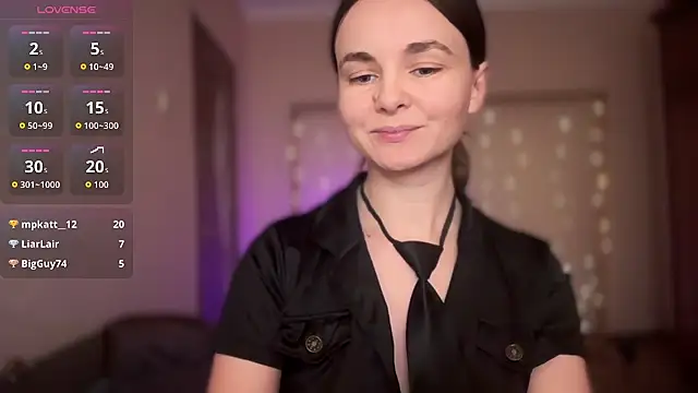 lanaloulou online show from 09.22.25