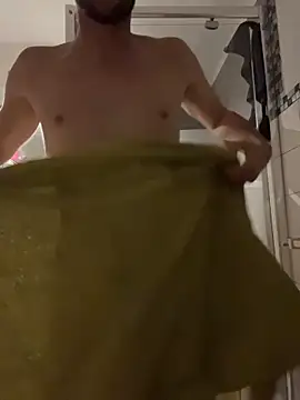 Snapshot of Anthopassif84 chatting on 10.14.25 Anthopassif84 online show from 10.14.25