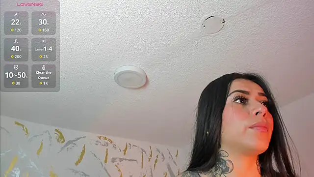 Cristal Velle online show from 04.11.26