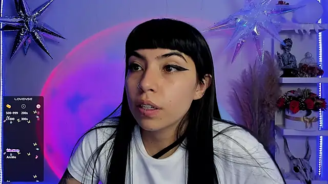 Snapshot of Saraa_Desiree chatting on 03.11.25 Saraa Desiree online show from 03.11.25