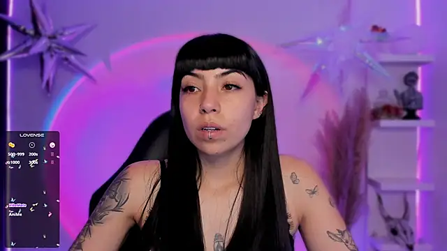 Snapshot of Saraa_Desiree chatting on 03.21.25 Saraa Desiree online show from 03.21.25