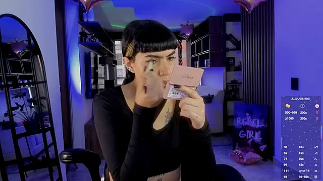 Saraa Desiree online show from 02.24.26