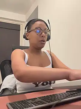 Melia Rayne online show from 05.14.26