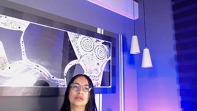 Snapshot of Chanel_milff_ chatting on 03.22.25 Chanel milff online show from 03.22.25