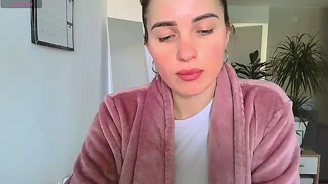 neferutt online show from 02.17.26