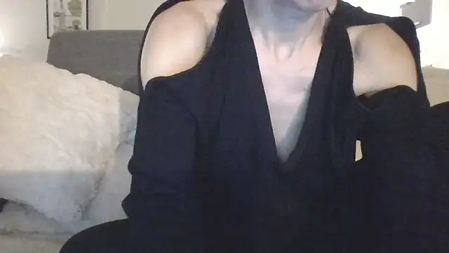 Valentinette online show from 03.06.26