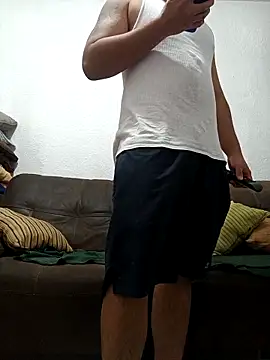 Snapshot of DocPepino chatting on 03.18.25 DocPepino online show from 03.18.25