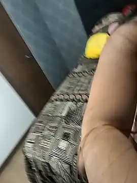 Snapshot of KimyCox_16 chatting on 03.04.25 KimyCox 16 online show from 03.04.25