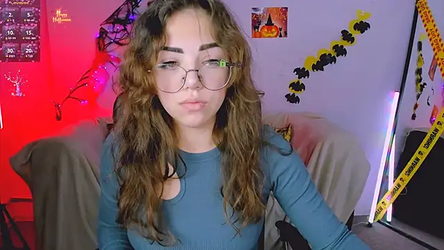 kiki swan online show from 10.30.25