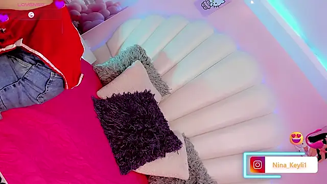 Nina Keyli online show from 02.02.26