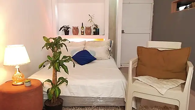 Snapshot of juanes_puthee chatting on 11.10.25 juanes puthee online show from 11.10.25