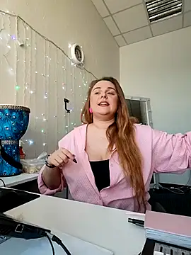 Juicy PeachLux online show from 02.19.26