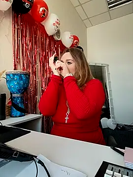 Juicy PeachLux online show from 03.01.26