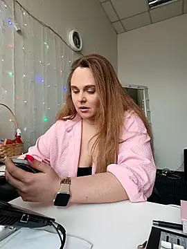 Juicy PeachLux online show from 04.08.26