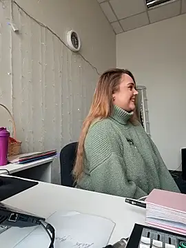 Juicy PeachLux online show from 04.09.26