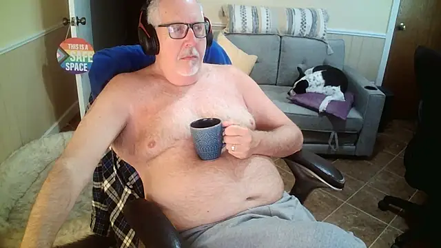 superbearboss online show from 04.24.26