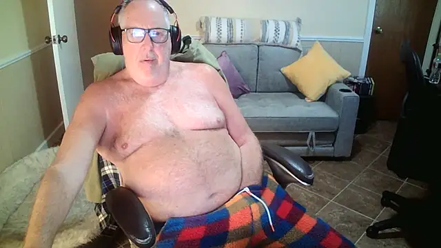 superbearboss online show from 06.15.26