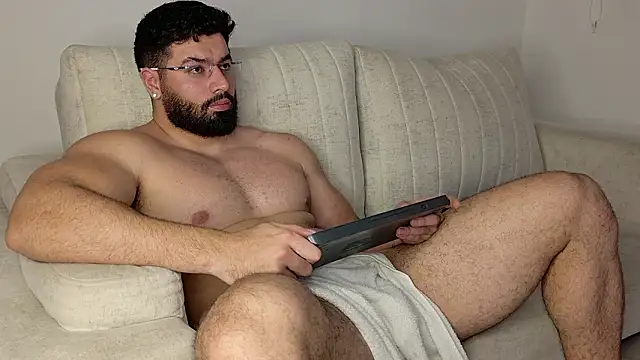 Roman Lux online show from 02.04.26