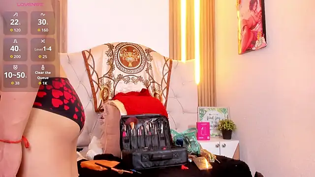Alexa Bravva online show from 07.18.26