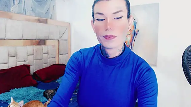 Snapshot of ana_tsxxx chatting on 10.27.25 ana tsxxx online show from 10.27.25