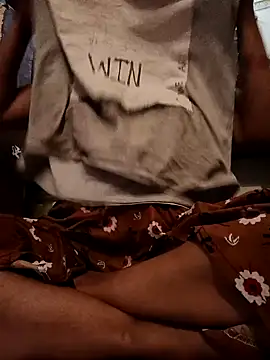 Snapshot of ASAM3500 chatting on 03.08.25 ASAM3500 online show from 03.08.25