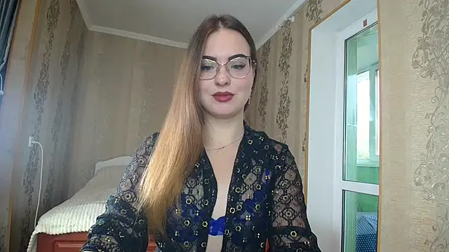 Leila Kissyu online show from 10.25.25