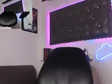 Snapshot of Monkey_uchiha777 chatting on 03.14.25 Monkey uchiha777 online show from 03.14.25