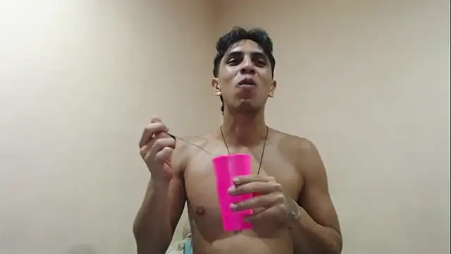 Snapshot of Monkey_uchiha777 chatting on 09.09.25 Monkey uchiha777 online show from 09.09.25