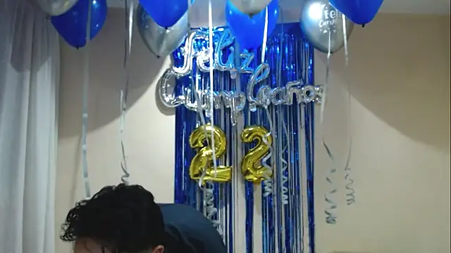 Snapshot of Monkey_uchiha777 chatting on 09.12.25 Monkey uchiha777 online show from 09.12.25