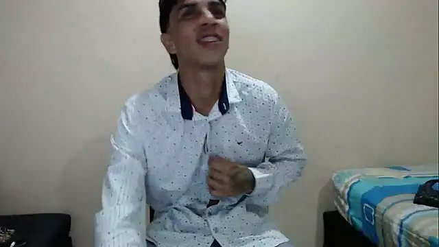 Snapshot of Monkey_uchiha777 chatting on 09.16.25 Monkey uchiha777 online show from 09.16.25