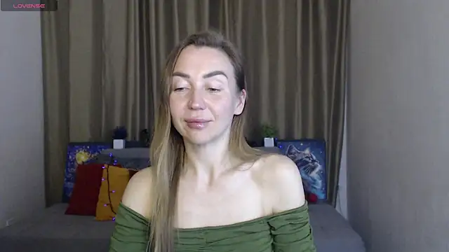 Kiss julli88I online show from 03.16.25