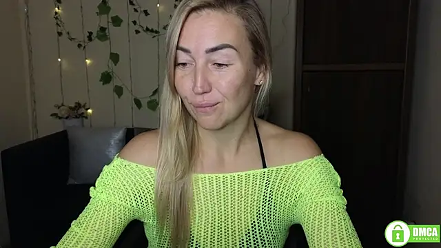 Kiss julli88I online show from 10.14.25