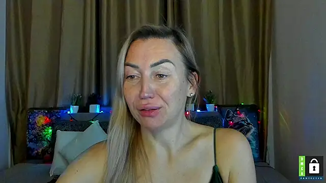 Kiss julli88I online show from 12.13.25