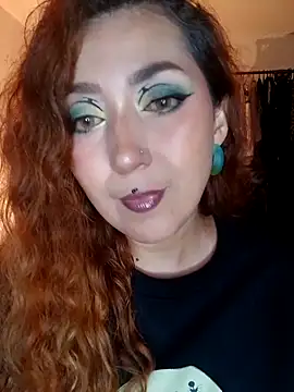 Luz delunaa online show from 03.19.25