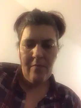 Curvy-Essex-Milf online show from 03.08.25