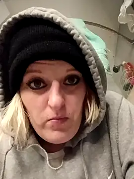 KITTYBOOBOOFUXX online show from 11.29.25