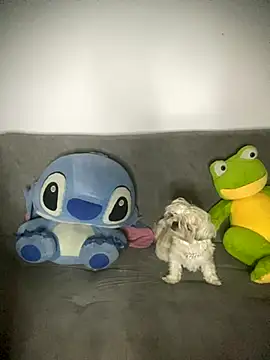 Mia cullen  online show from 09.16.25