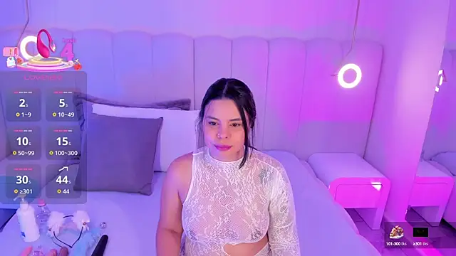 Snapshot of riri_candy chatting on 10.16.25 riri candy online show from 10.16.25