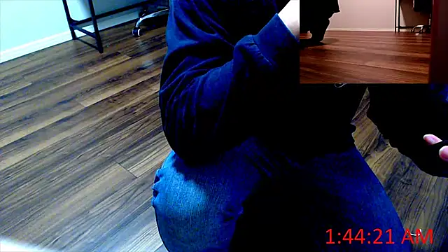 Snapshot of Stretch-man chatting on 03.16.25 Stretch-man online show from 03.16.25