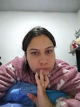 Snapshot of esmeralda_jadees chatting on 07.26.26 esmeralda jadees online show from 07.26.26